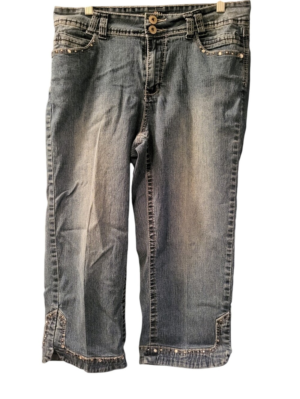 Roz and Ali Plus Denim Capris Blue sz 14